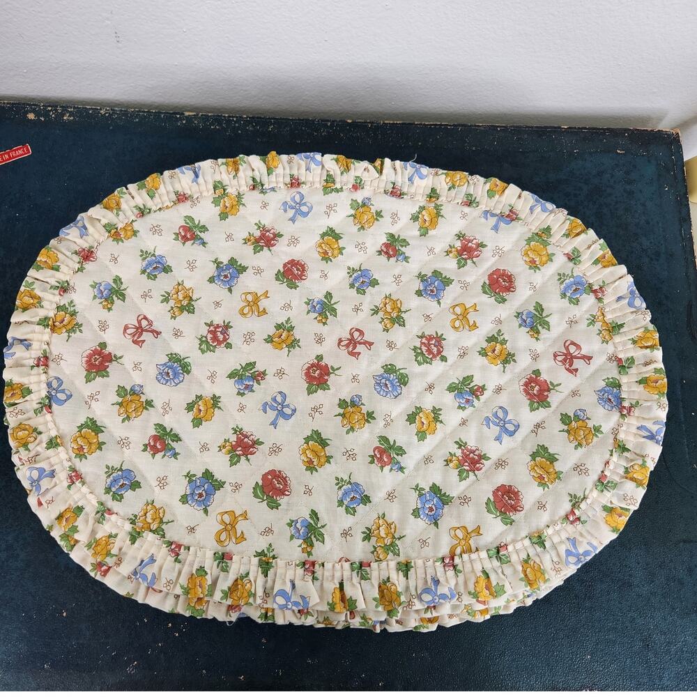 Ruffle Floral & Ribbon Quilted Fabric Place Mats Cottage Core Farmhouse (6)